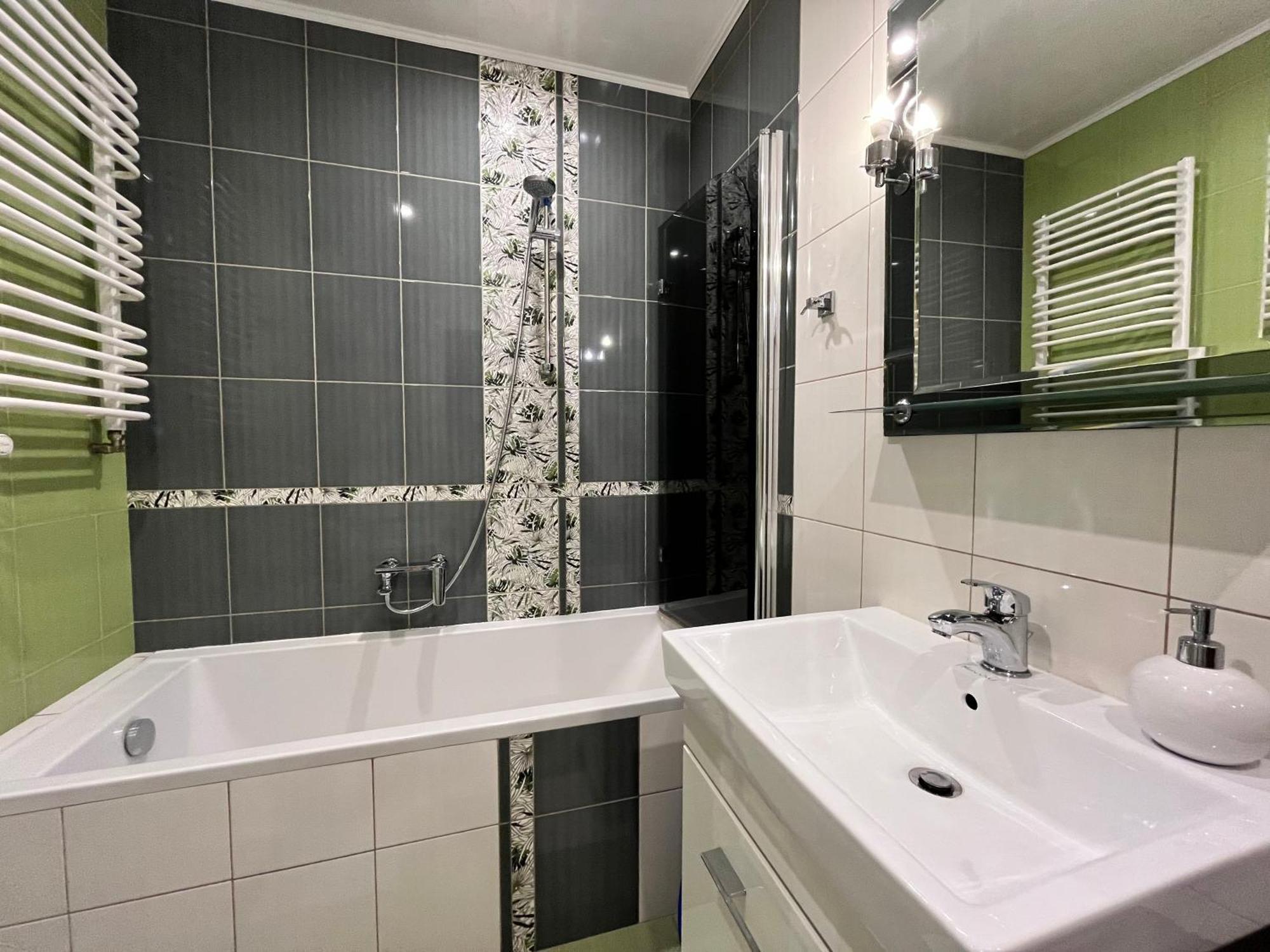Cracow Stay Premium Apartments Free Parking - 3 X Room - 3 X Aircondition Краков Экстерьер фото