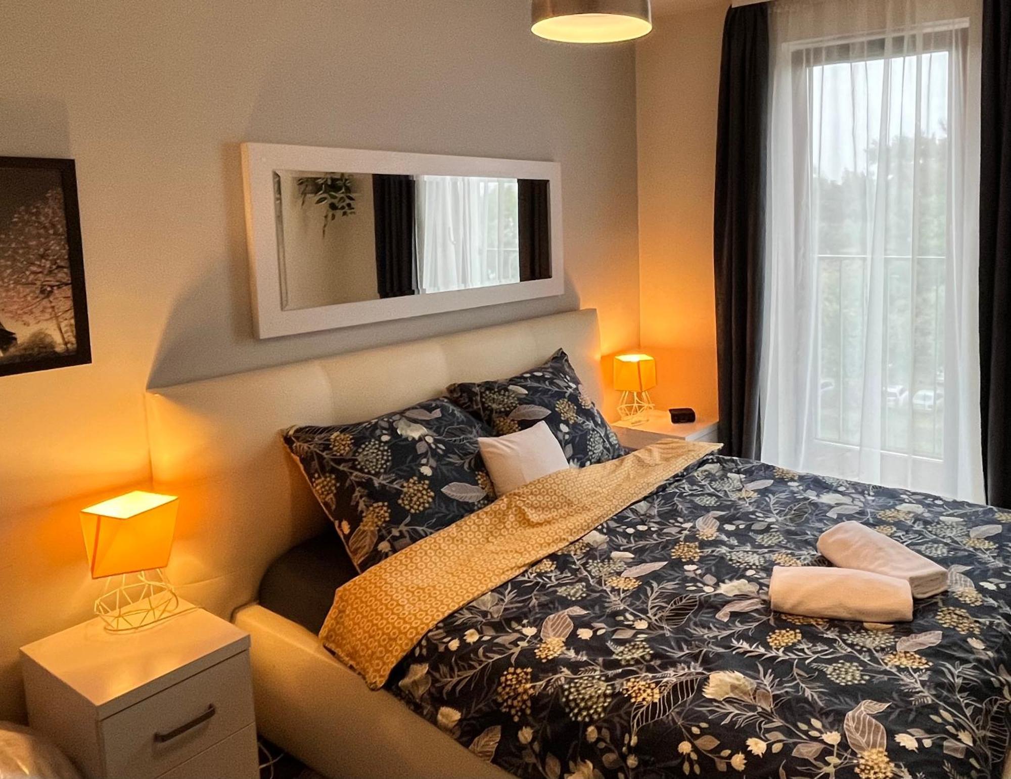 Cracow Stay Premium Apartments Free Parking - 3 X Room - 3 X Aircondition Краков Экстерьер фото